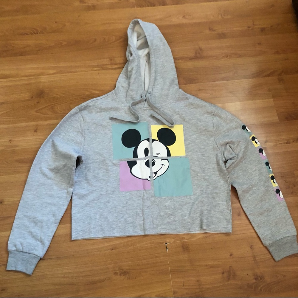 Disney Sweatshirt Women Large Mickey Mouse Crop Top Hoodie Graphic Long Sleeve